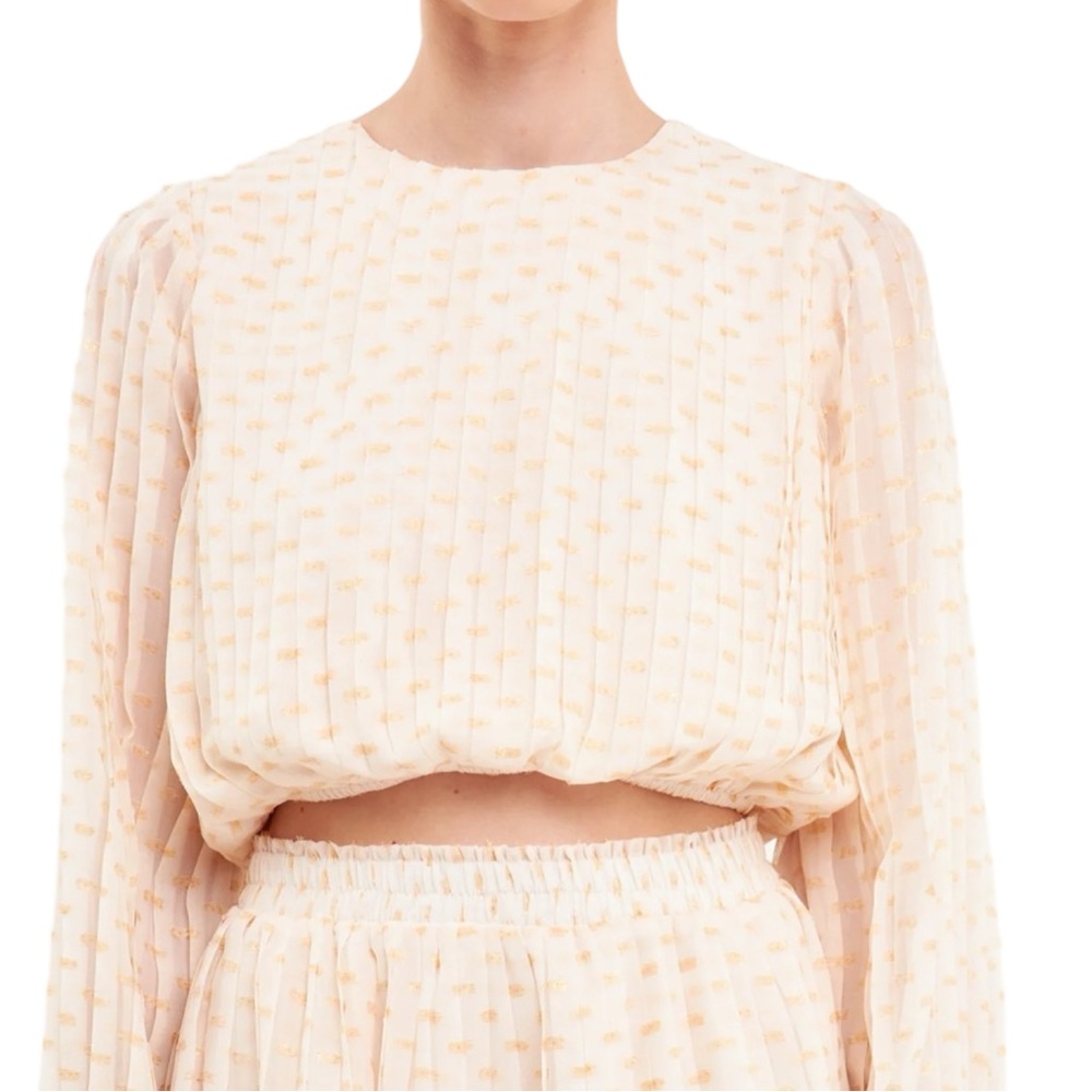 NWT Endless Rose Women's Dot Pleated Blouson Crop Top